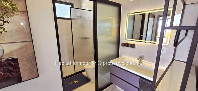 Magnifique appartement meublé et équipé de 92 m² situé au rez-de-chaussée dans une résidence à Sorèze