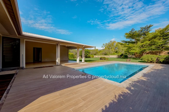 Beautiful house for rent in Les Salines Pilot