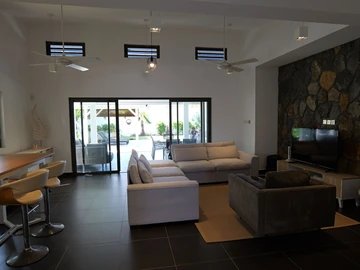 4 Bedroom Villa