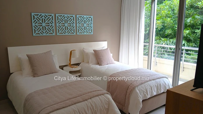 Beachfront Fully Furnished Apartment for Sale – Freehold Residence