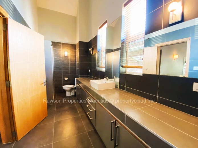 Penthouse Accessible To Foreigners