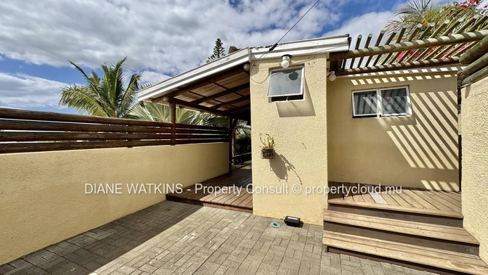 Charming Mauritian Studio for Rent in Tamarin