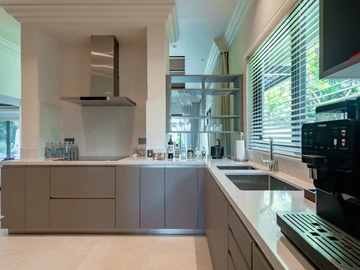 4 Bedroom Villa