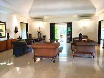 4 Bedroom Villa