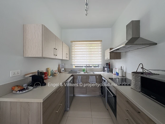 FOR RENT - Elegant Marina Apartment in Black River