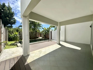 3 Bedroom Townhouse, Duplex