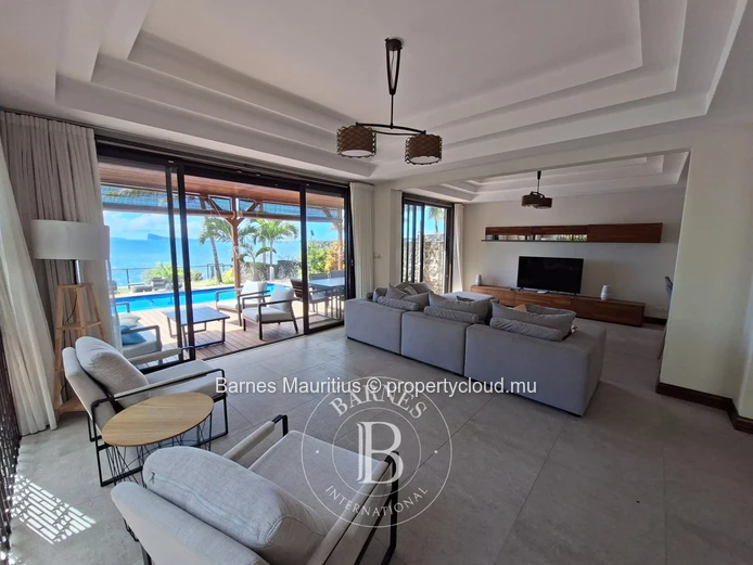 POINTE AUX CANONNIERS - Villa pieds dans l'eau - 4 chambres