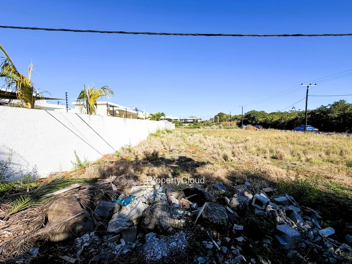 Terrain Commercial À Vendre – Chemin 20 Pieds, Grand Baie