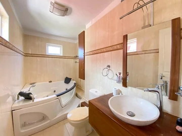 3 Bedroom Townhouse, Duplex