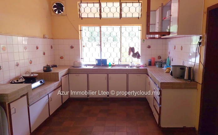 BAIE DU TOMBEAU : 6-bedroom house