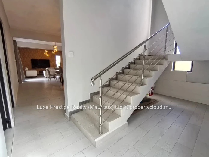 Newly Built 4-Bedroom Villa for Rent in Chemin 20 Pieds, Grand Baie | 14 Perches | Large Garden & Parking