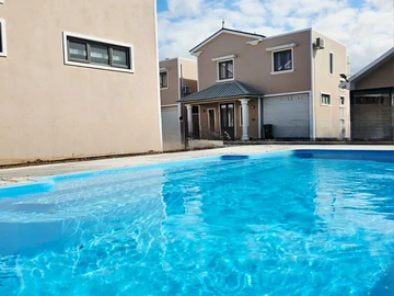 3 Bedroom Townhouse, Duplex