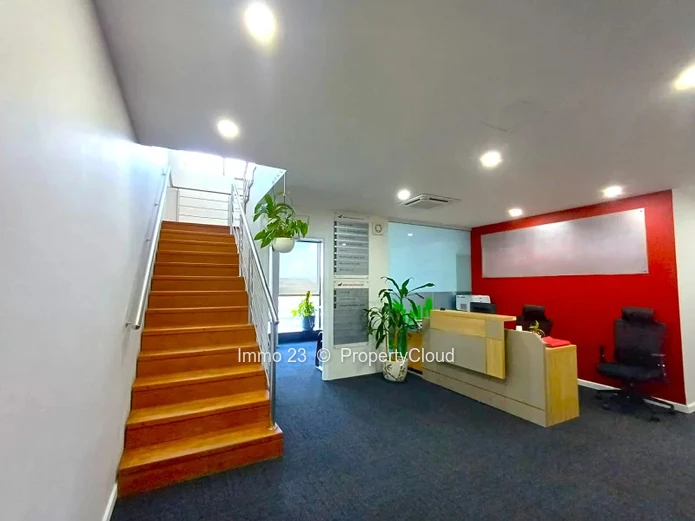 Office - 397.53m2 - Ebène