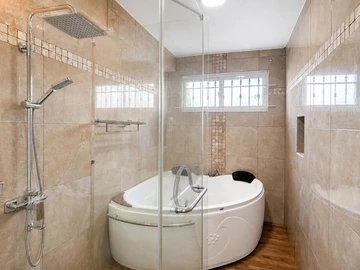 2 Bedroom Townhouse, Duplex