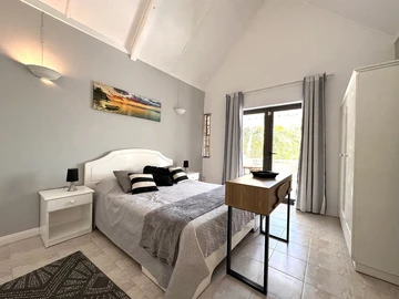 3 Bedroom Townhouse, Duplex