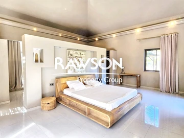 4 Bedroom Villa
