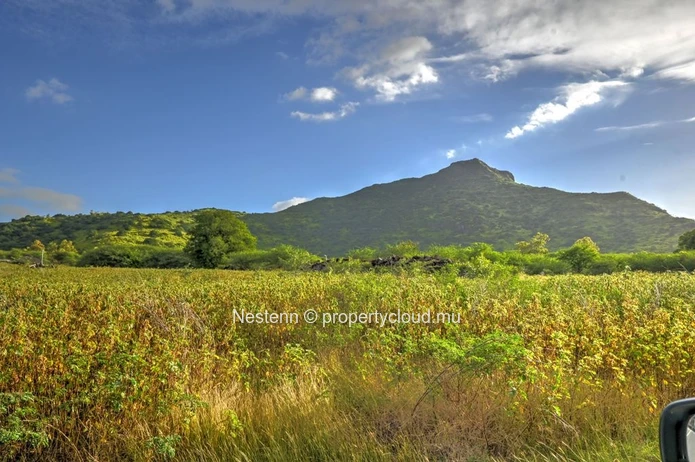 Exceptional plot of land of 2,167.66 m² – Highly sought-after gated community 