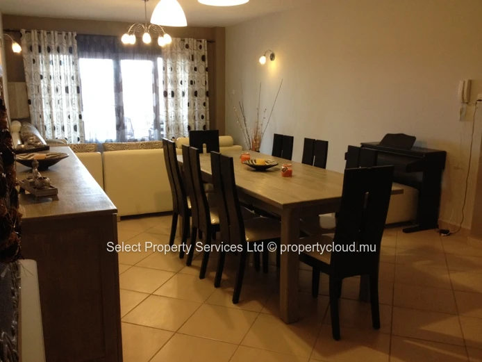 Appartement moderne et meublé à vendre à Trianon, Quatre Bornes