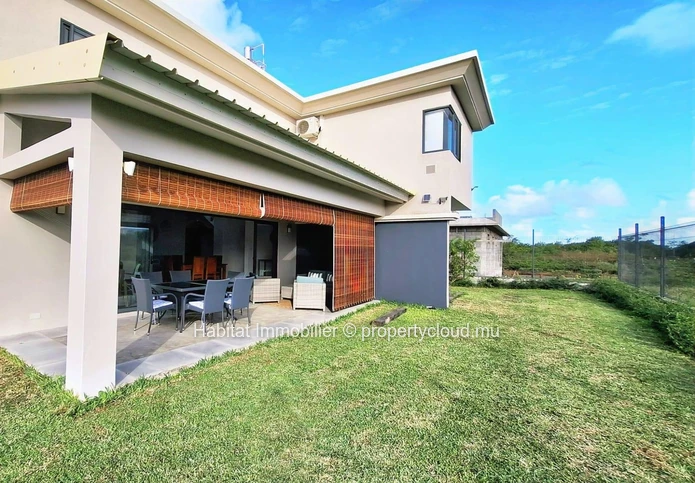 To rent: House located in a gated community in Beau Vallon