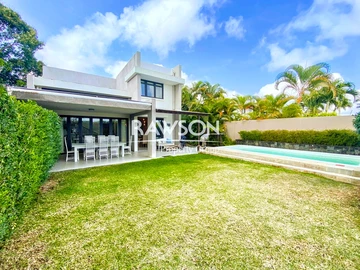 4 Bedroom Villa