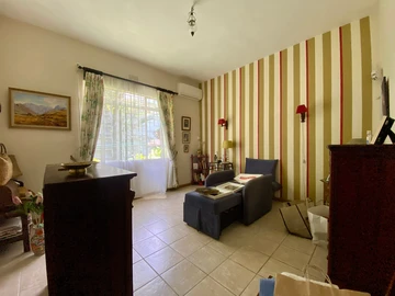 5 Bedroom Villa