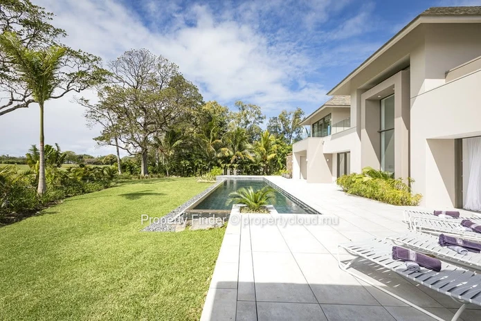 Villa De Luxe 4 Chambres À Vendre – Sud-Est De L'île Maurice