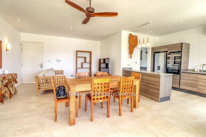 Spacious 3 bedroom penthouse with sea views.
