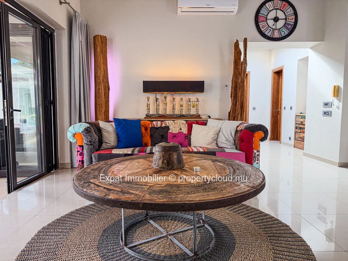 Exceptional Single-Storey 4-Bedroom Villa With Swimming Pool And Large Landscaped Garden – Grand Baie