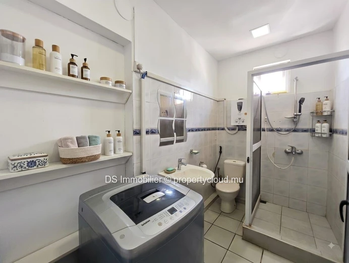 À Vendre -Appartement 2 Chambres Au Cœur De Grand Baie – Nord