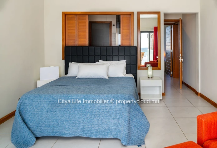 Penthouse meublé de 3 chambres avec piscine à Pointe aux Biches