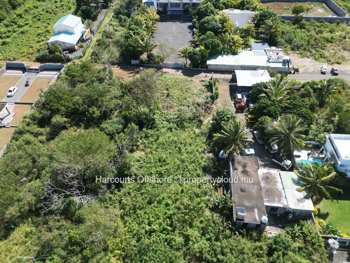 Residential Land for Sale in Calodyne