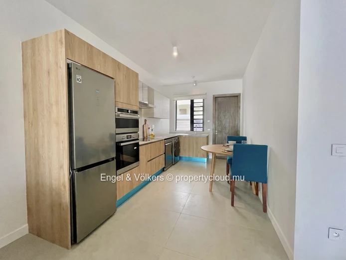 Contemporary One-Bedroom Living Steps from the Beach