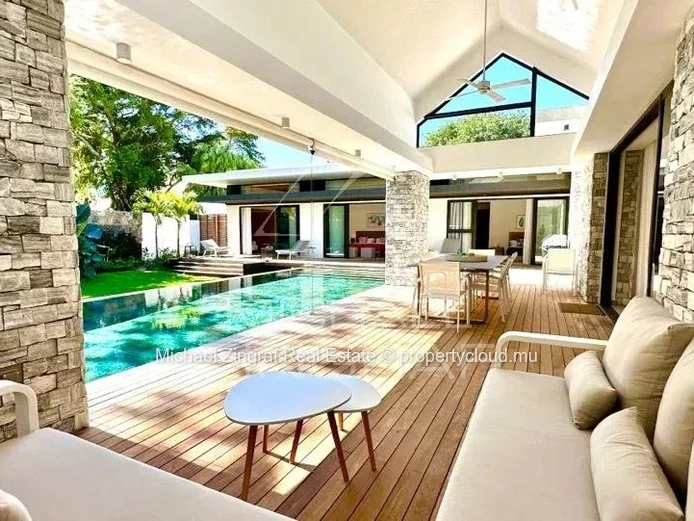 Prestigious villa - 4 bedrooms - Pereybere