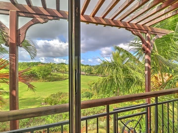 Superb villa with 3 en-suite bedrooms with double living room in a prestigious golf estate