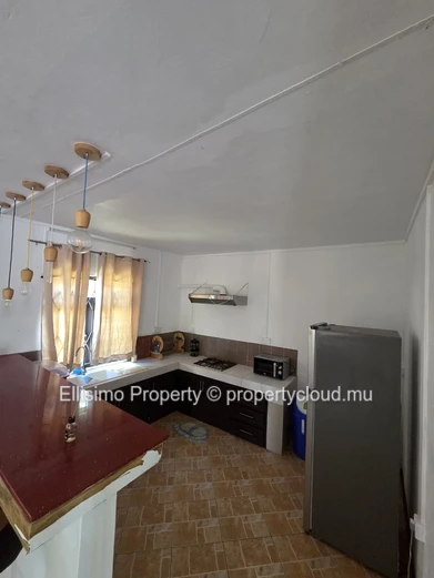 À vendre – Maison 4 chambres avec piscine, CCTV et alarme | Goodlands (Bypass)