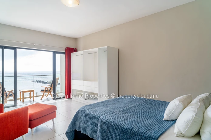 Penthouse exclusif en front de mer de 3 chambres avec vue panoramique à Pointe aux Biches – Ile Maurice