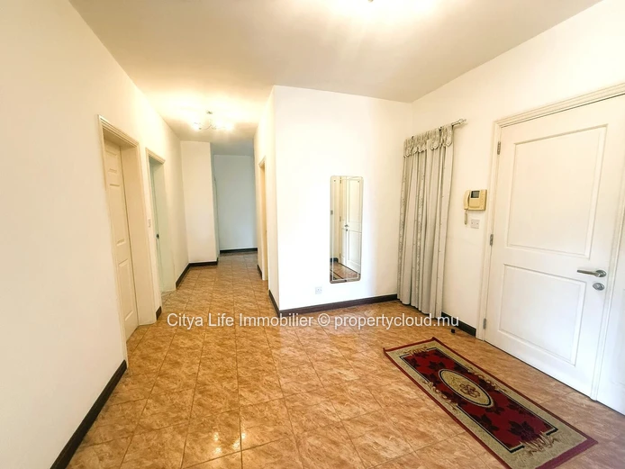Appartement moderne à vendre à Quatre Bornes – Rs 8,5M