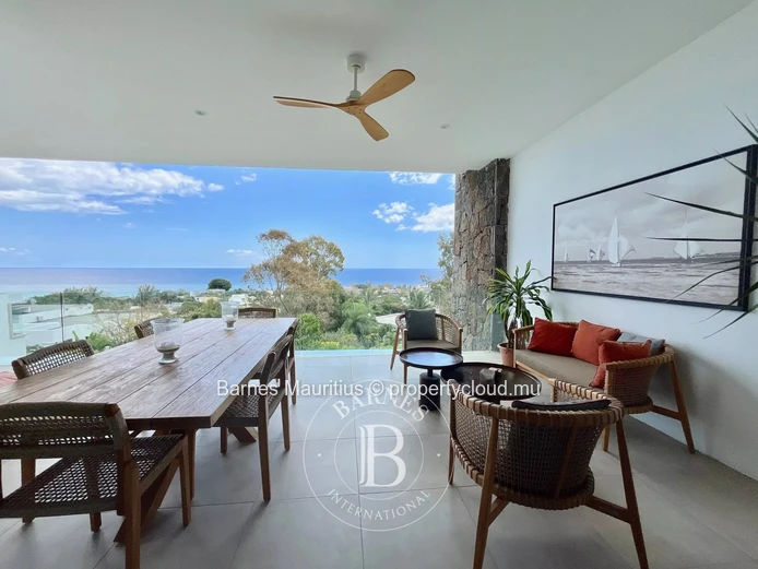 TAMARIN – Contemporary apartment with stunning views – 2 bedrooms