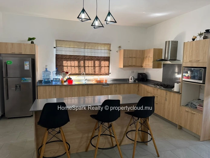 Grande et Moderne Maison à Vendre – Carreau Laliane, Vacoas
