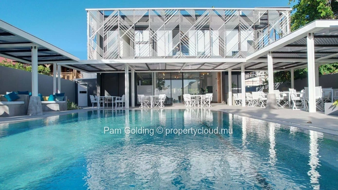 Revente d’un appartement de 2 chambres à The Essence, Trou aux Biches, Île Maurice