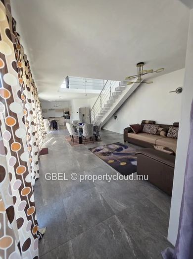 Villa meublée 2 chambres, mezzanine lumineuse — Forest Side, Curepipe