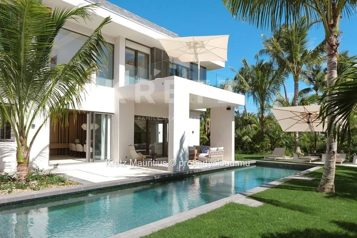 Prestigious Villa in Pointe de Flacq – Between Lagoon and Golf (Sole Mandate)