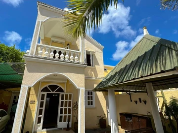 3 Bedroom Townhouse, Duplex