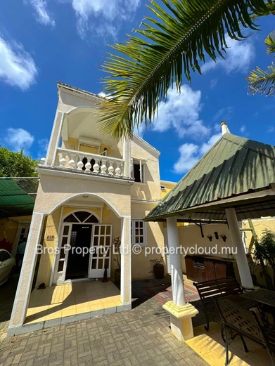 Superbe villa de style balinais à louer - Grand Baie | 50 000 roupies par mois