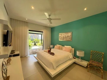 4 Bedroom Villa