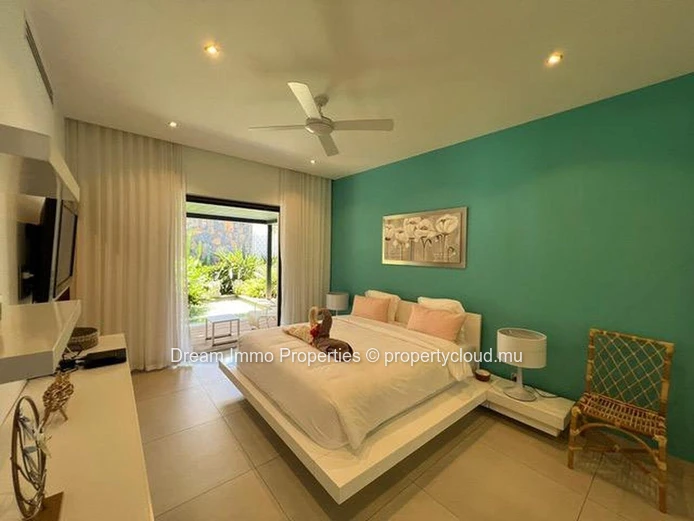 Superbe Villa Style Balinais Avec Grande Piscine A Grand Baie - Ile Maurice