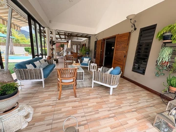 5 Bedroom House