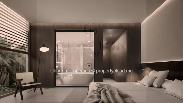 3-bedroom en suite apartment with unobstructed lagoon view in Roches Noires