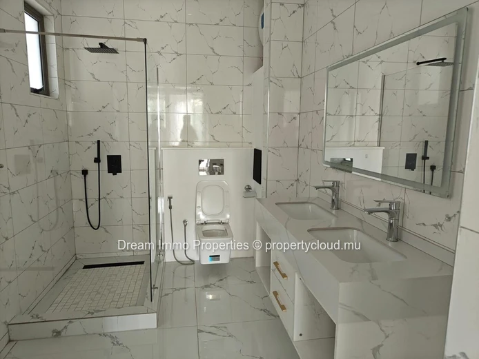Superbe Appartements Modernes Dans Une Belle Residence A Grand Baie – Ile Maurice