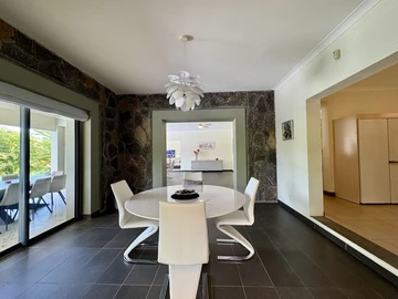8 Bedroom Villa